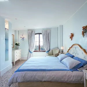 deluxe-apartments-lagoon-view.hotelinveneto.com/