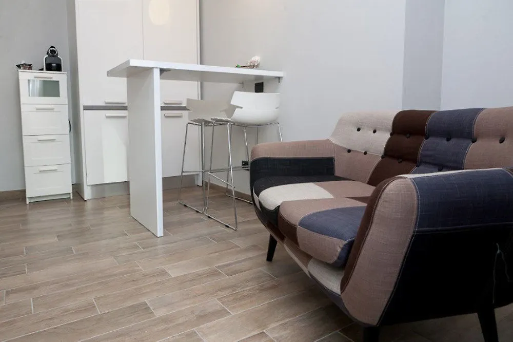 **  Aparthotel Meneghino Milan Italy