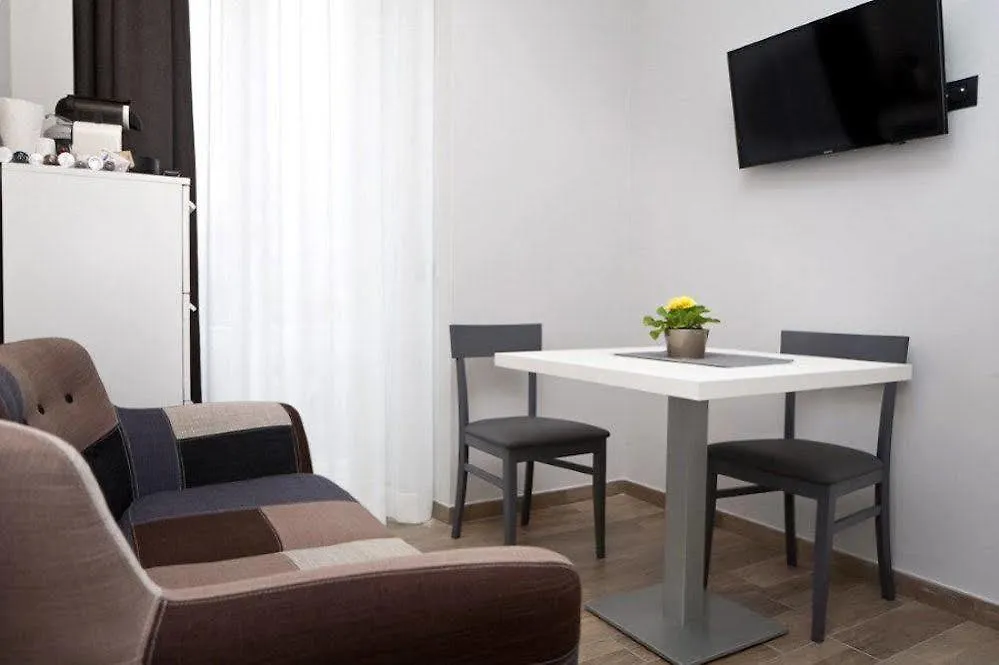 Aparthotel Meneghino Milan
